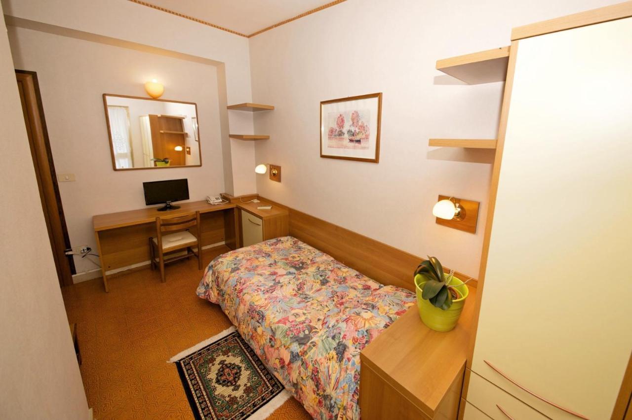 Albergo Ponte Di Nava Ormea Exterior photo